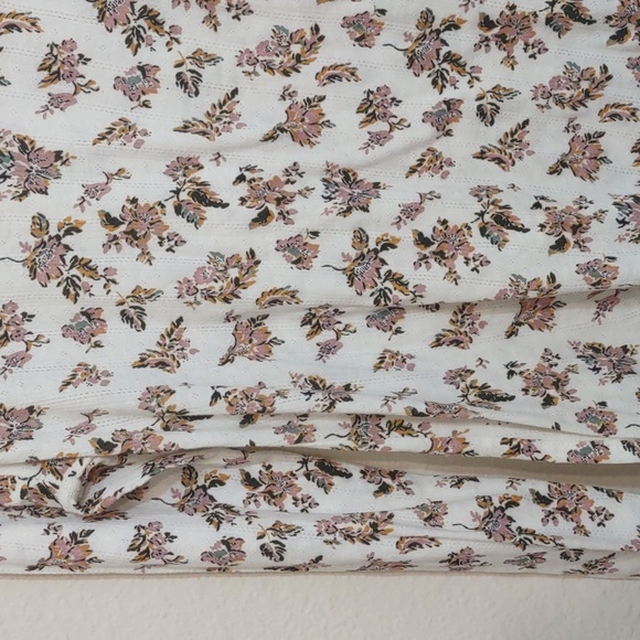 SLIGHTLY USED LUCKY BRAND LONG SLEEVE BOHO SHIRT FLORAL SIZE L THIN MATERIAL - Picture 5 of 10